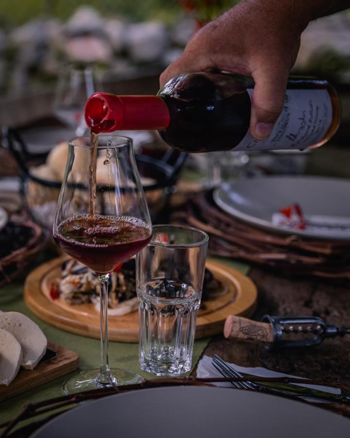 Menabde Winery Hotell Ozurget'i Eksteriør bilde